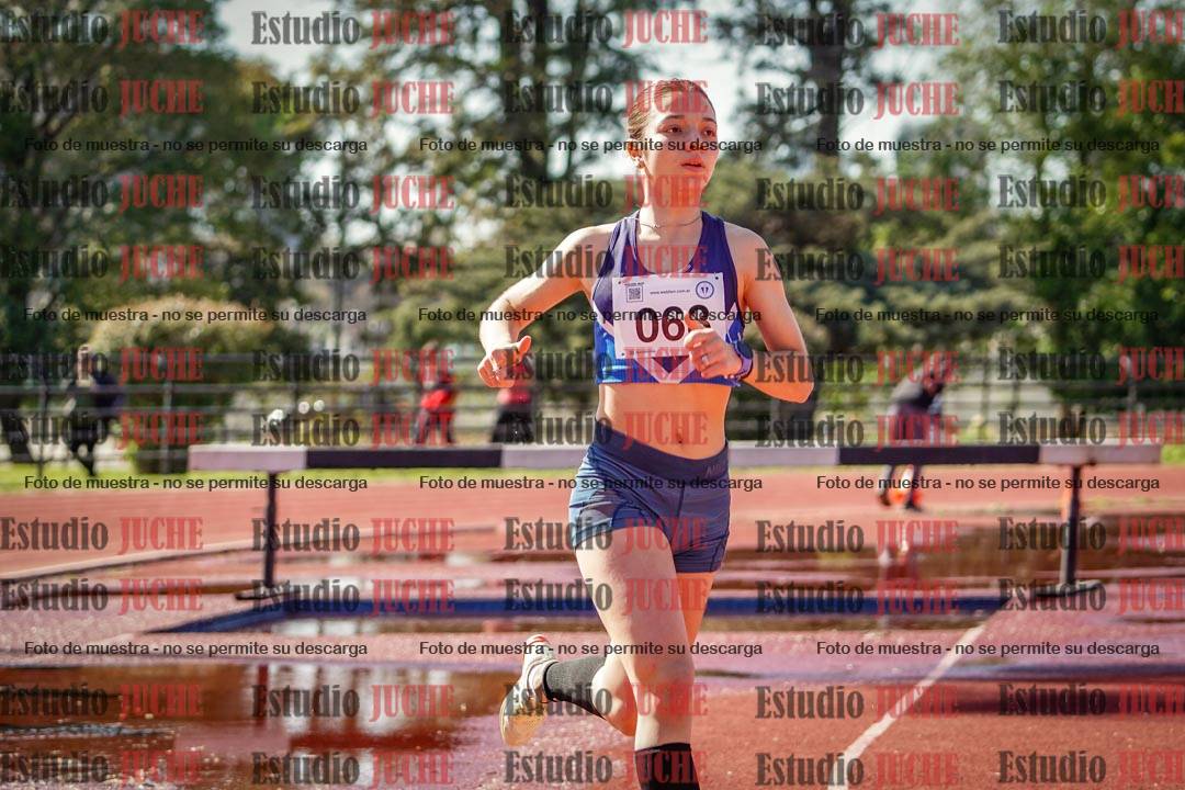 Fotos de los 1500 m con obstáculos de mujeres