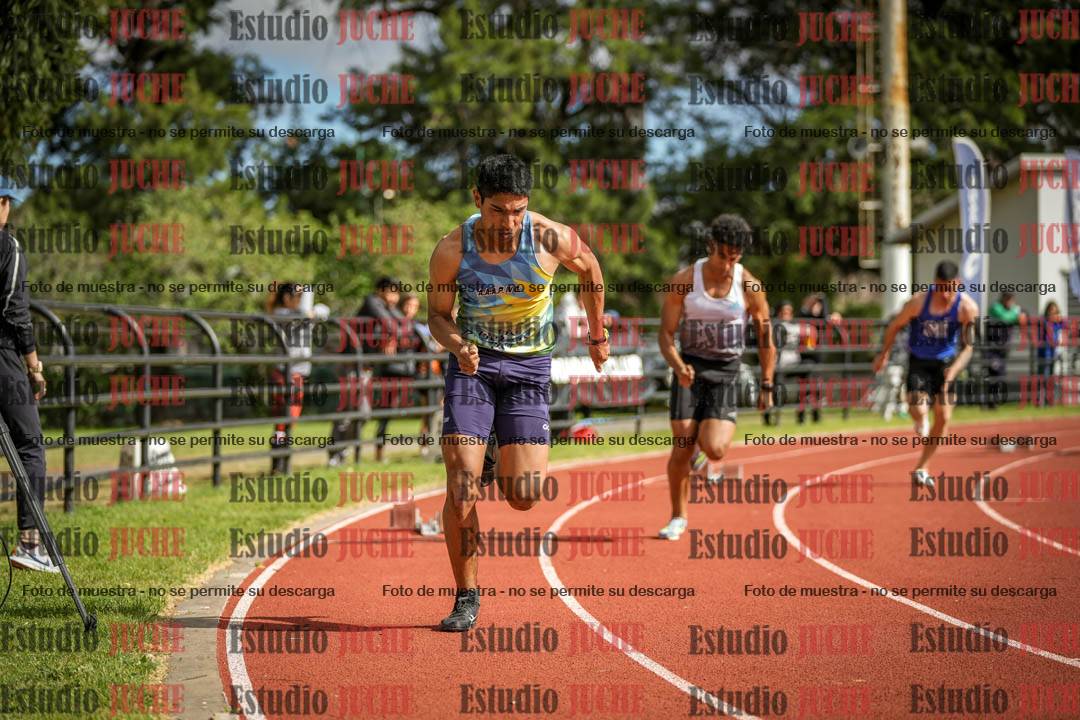Fotos de los 400 m con vallas de varones