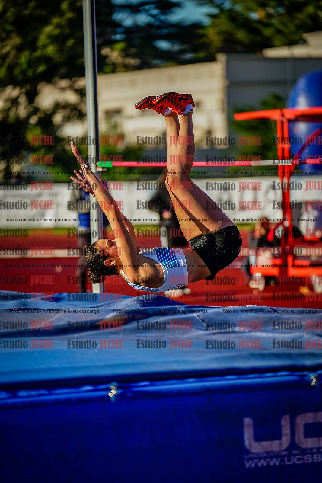 Fotos del salto en alto de mujeres