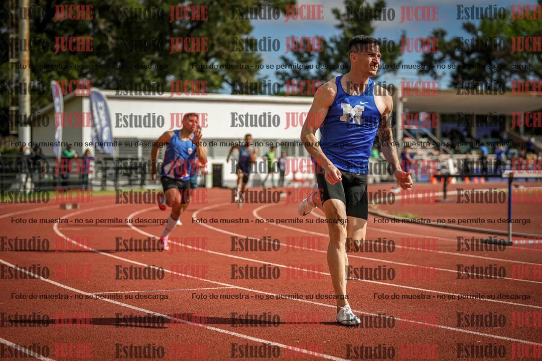 Fotos de los 400 m con vallas de varones