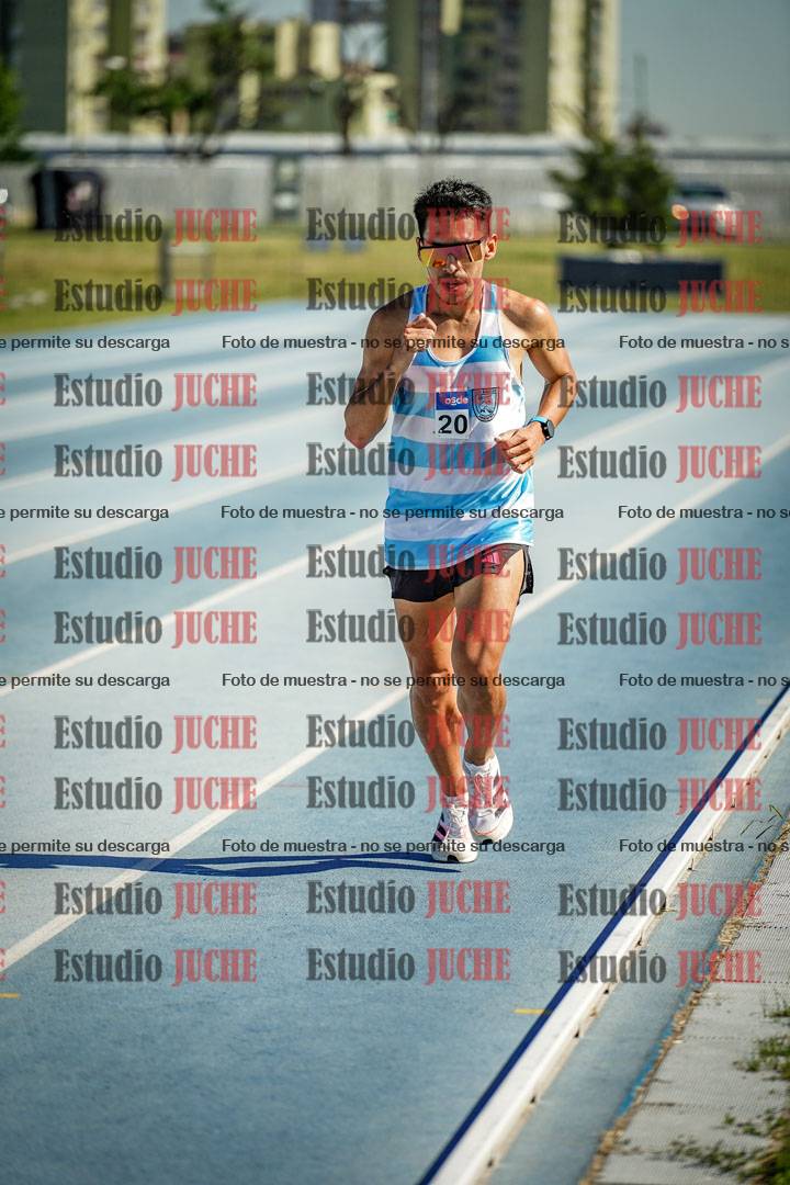 Fotos de los 5000 m de mujeres y varones - serie 1