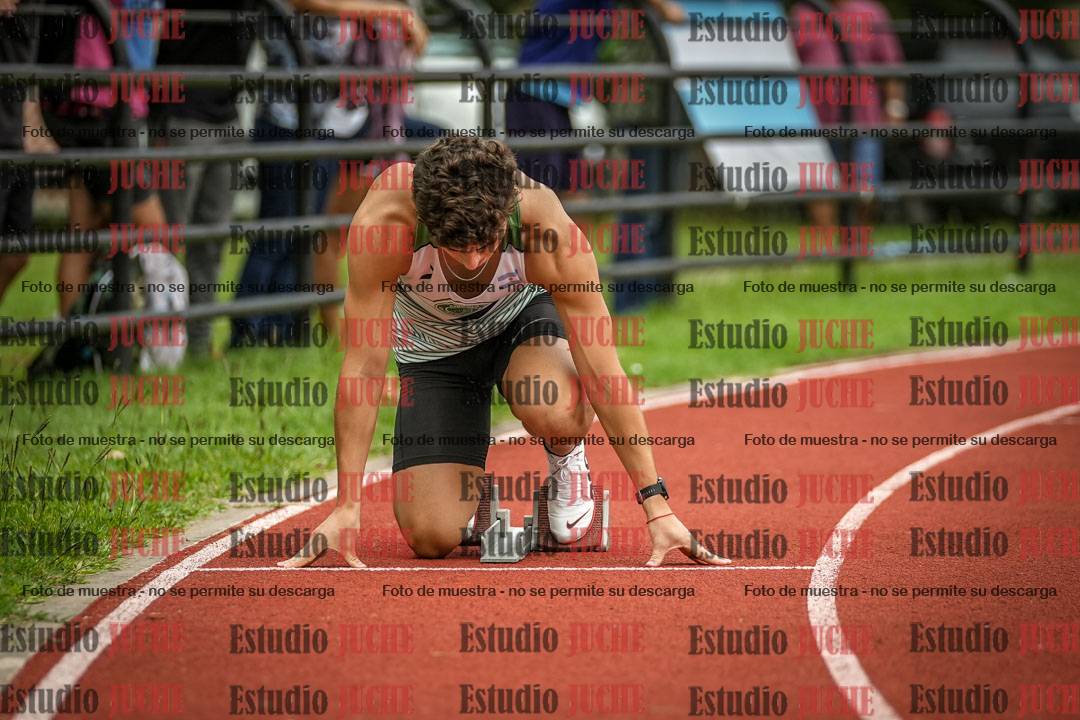 Fotos de los 400 m con vallas de varones