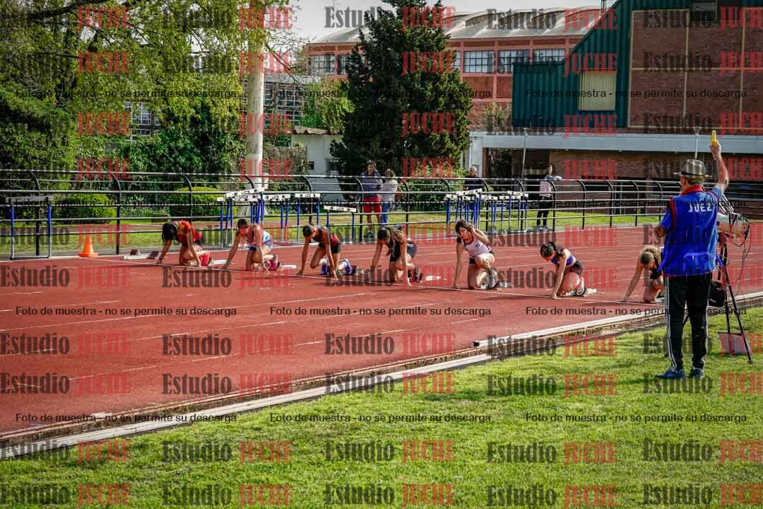 Fotos de los 80 m con vallas de mujeres - hexatlón 1