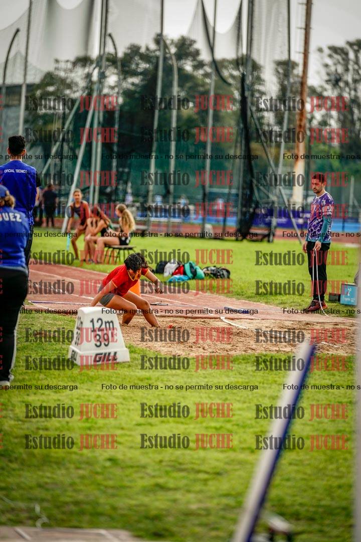 Fotos del salto en largo de mujeres - hexatlón 4