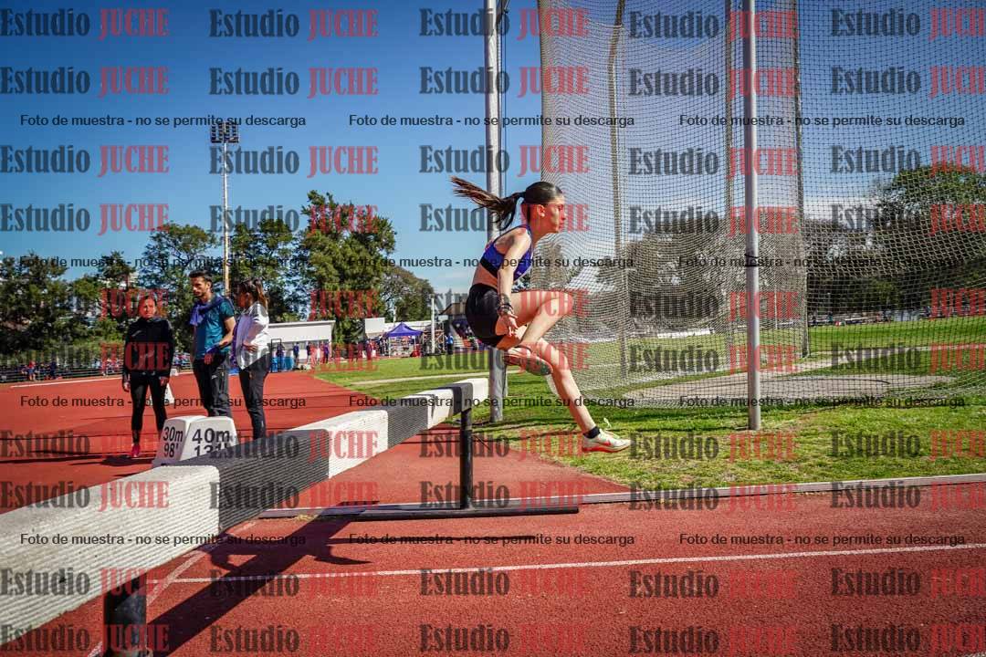 Fotos de los 1500 m con obstáculos de mujeres