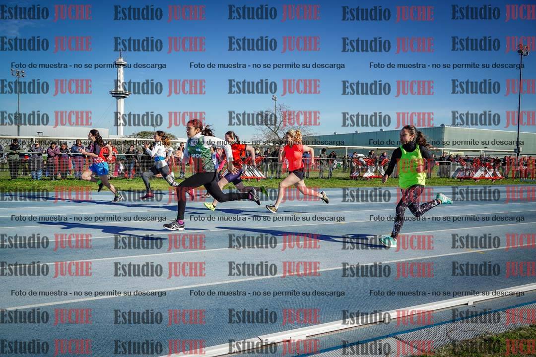 Fotos de los 80 m llanos de mujeres - U14