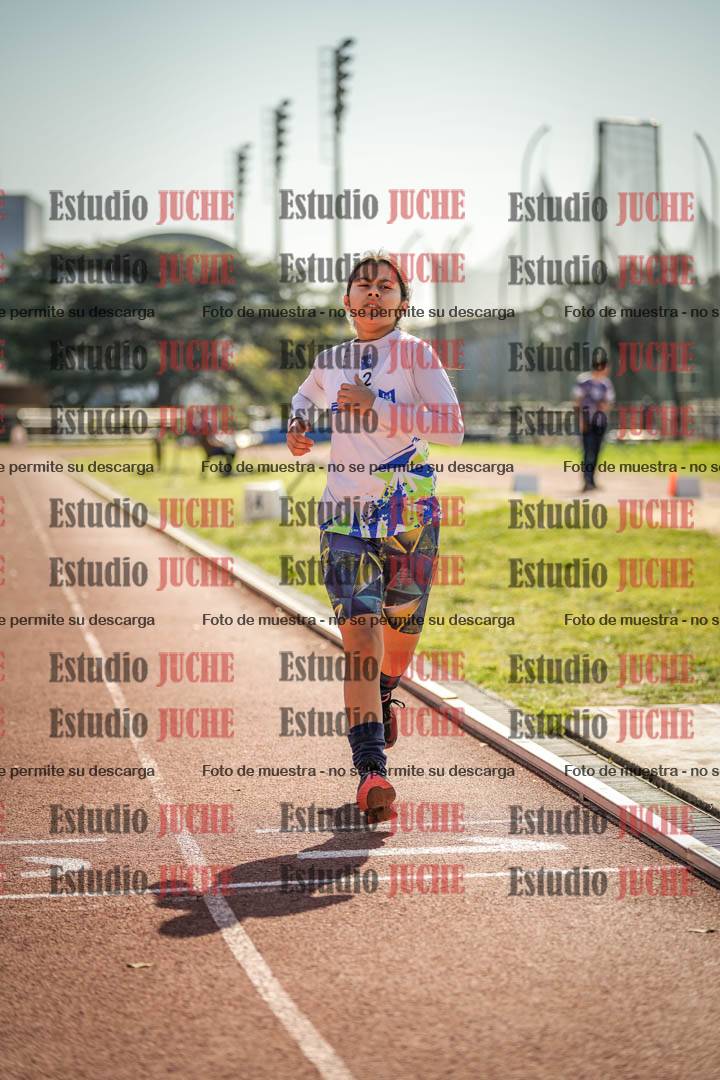 Fotos de los 600 m llanos de mujeres - U16
