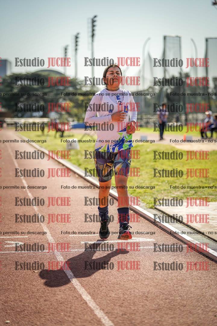 Fotos de los 600 m llanos de mujeres - U16