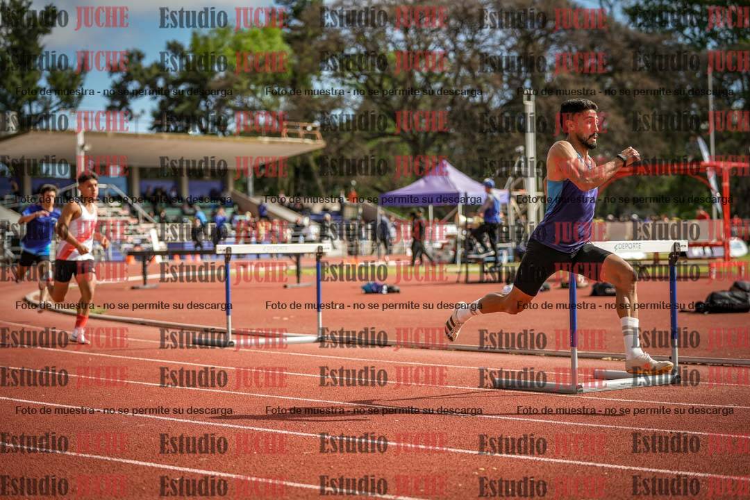Fotos de los 400 m con vallas de varones