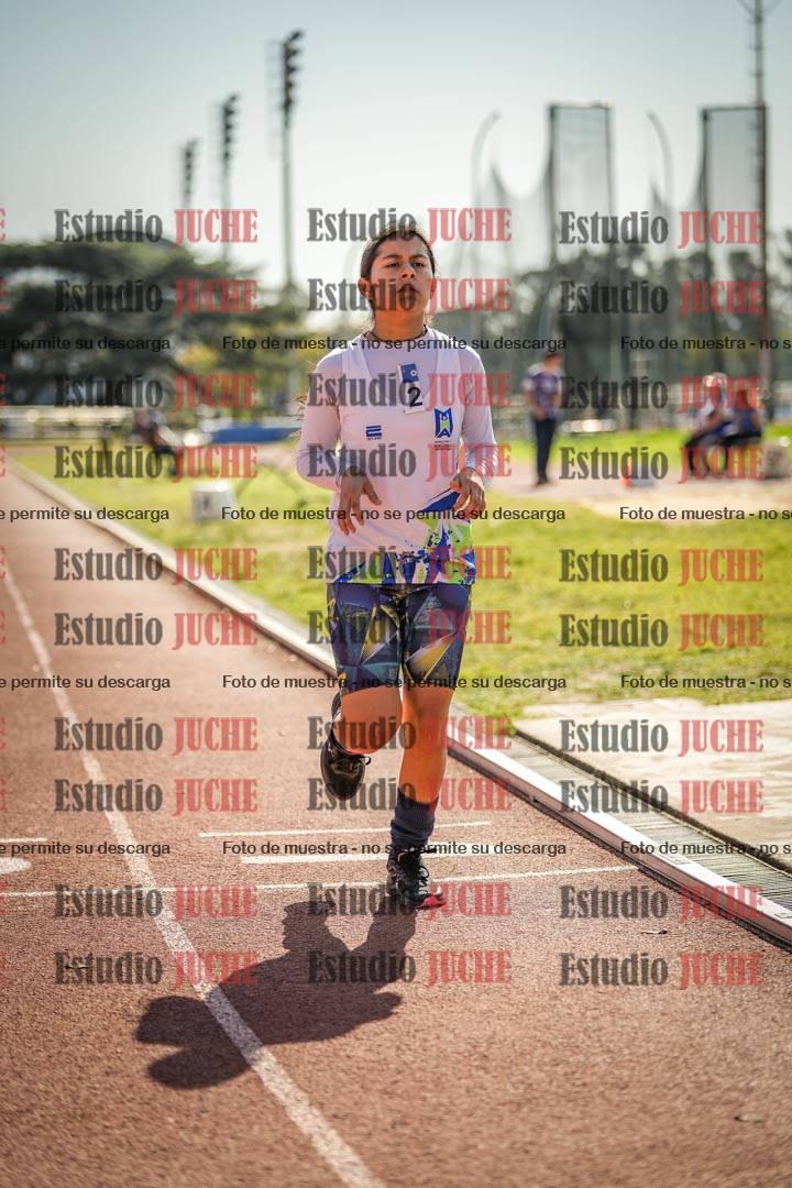 Fotos de los 600 m llanos de mujeres - U16