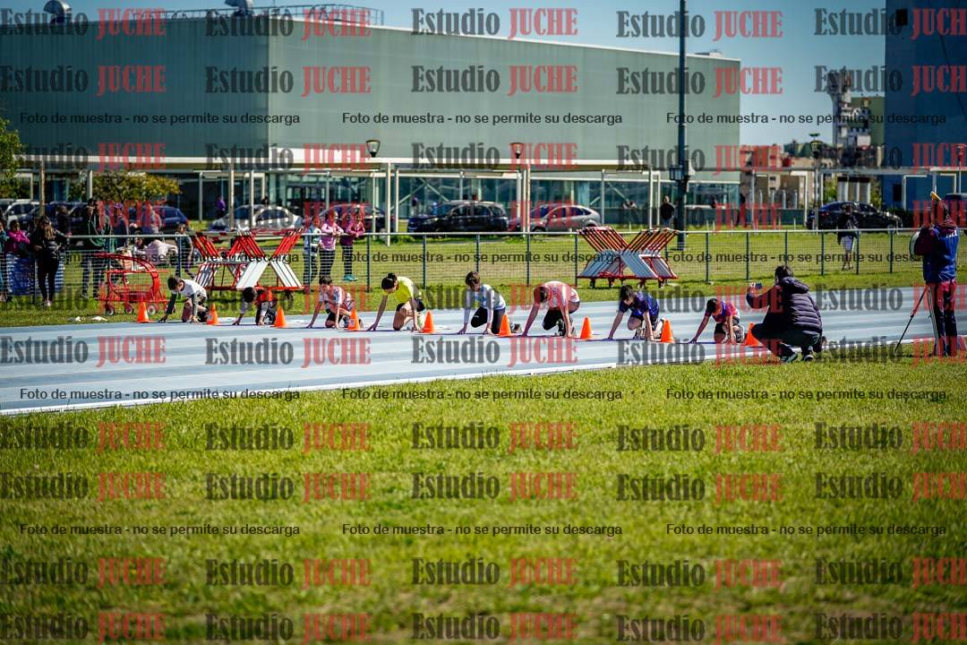 Fotos de los 50 m llanos de varones