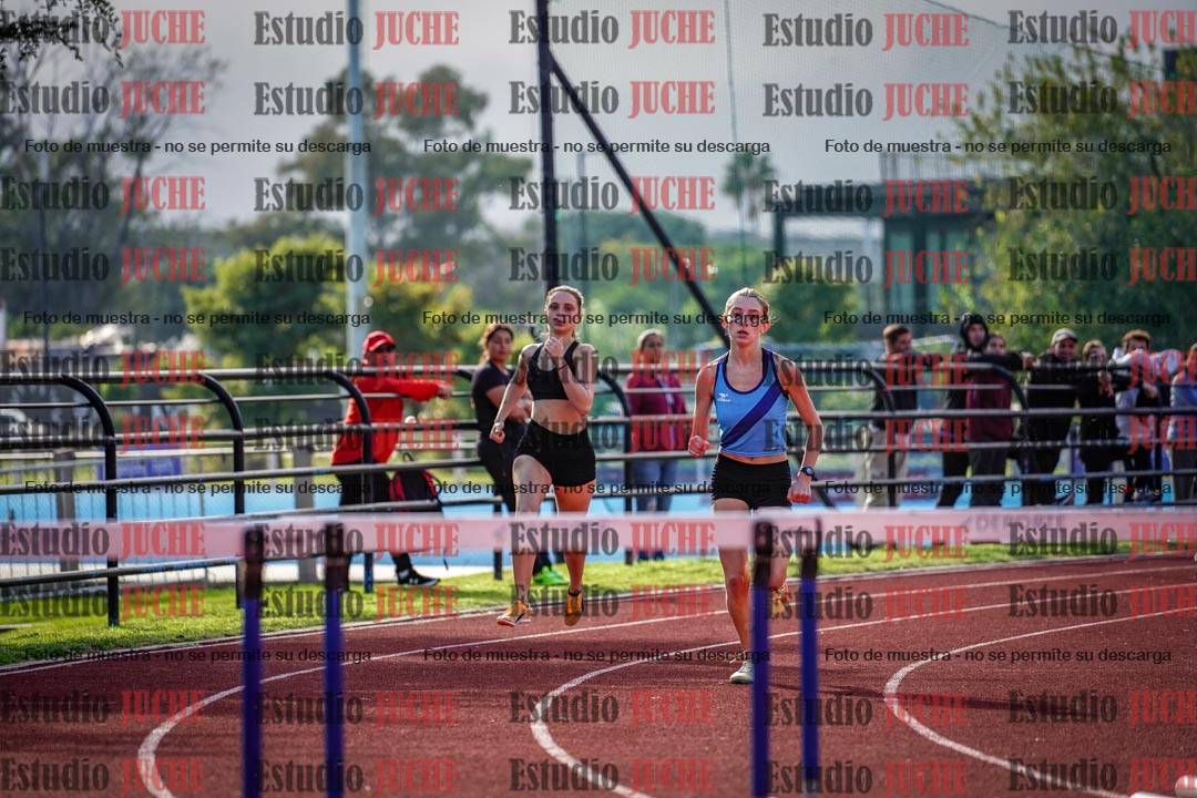 Fotos de los 400 m con vallas de mujeres