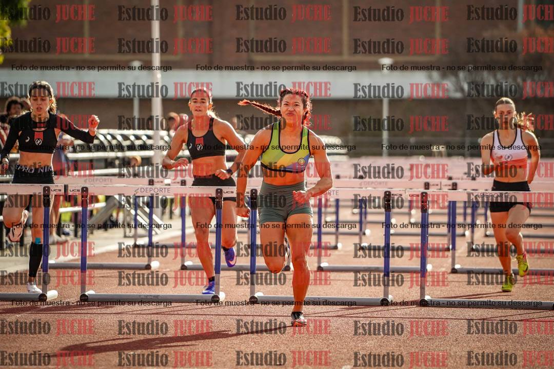 Fotos de los 100 m con vallas de mujeres