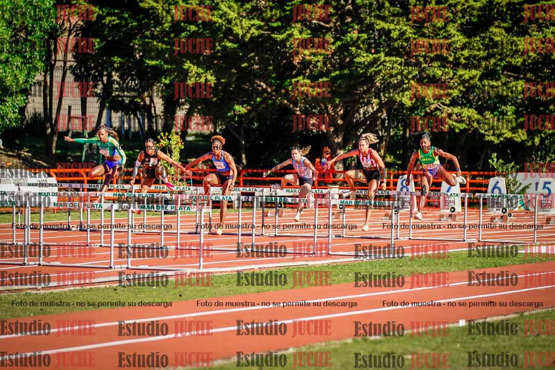 Fotos de los 100 m con vallas de mujeres - hepta 1