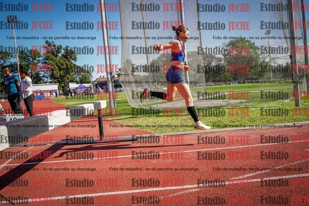 Fotos de los 1500 m con obstáculos de mujeres
