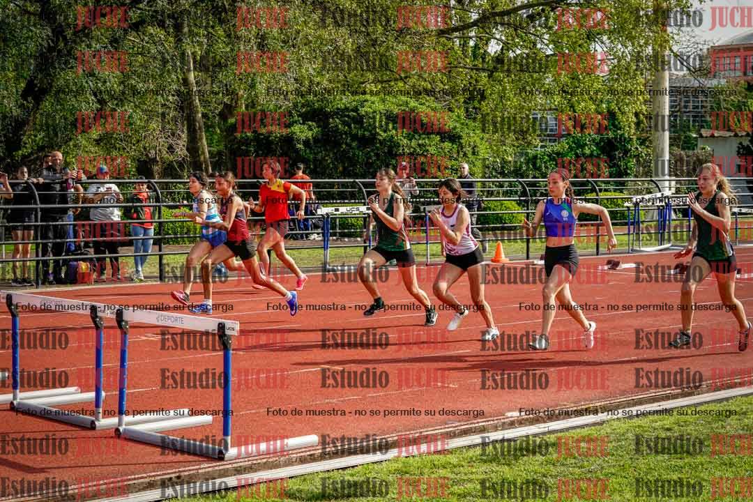 Fotos de los 80 m con vallas de mujeres - hexatlón 1