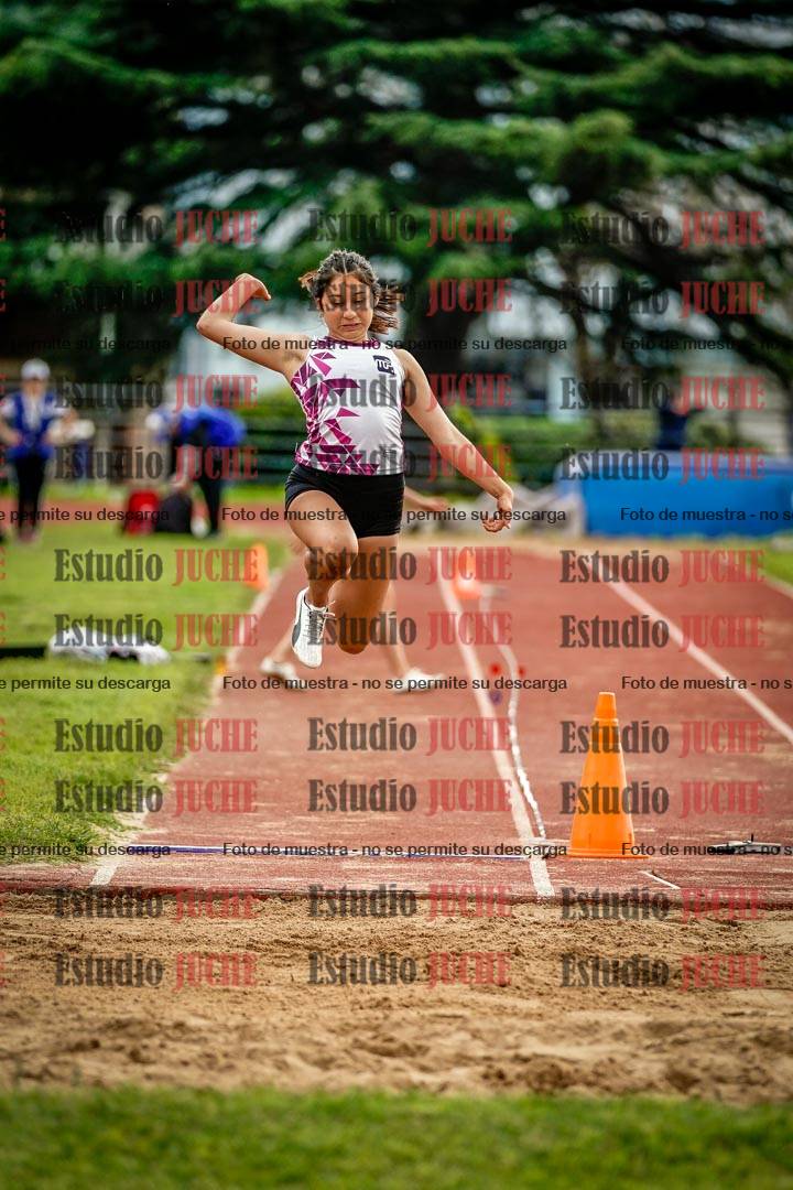 Fotos del salto en largo de mujeres - hexatlón 4