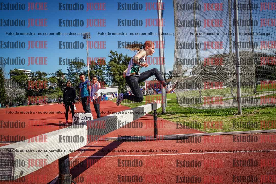 Fotos de los 1500 m con obstáculos de mujeres