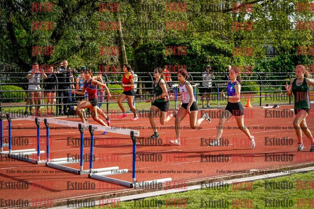 Fotos de los 80 m con vallas de mujeres - hexatlón 1