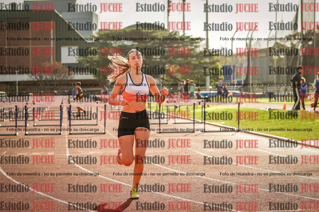 Fotos de los 100 m con vallas de mujeres