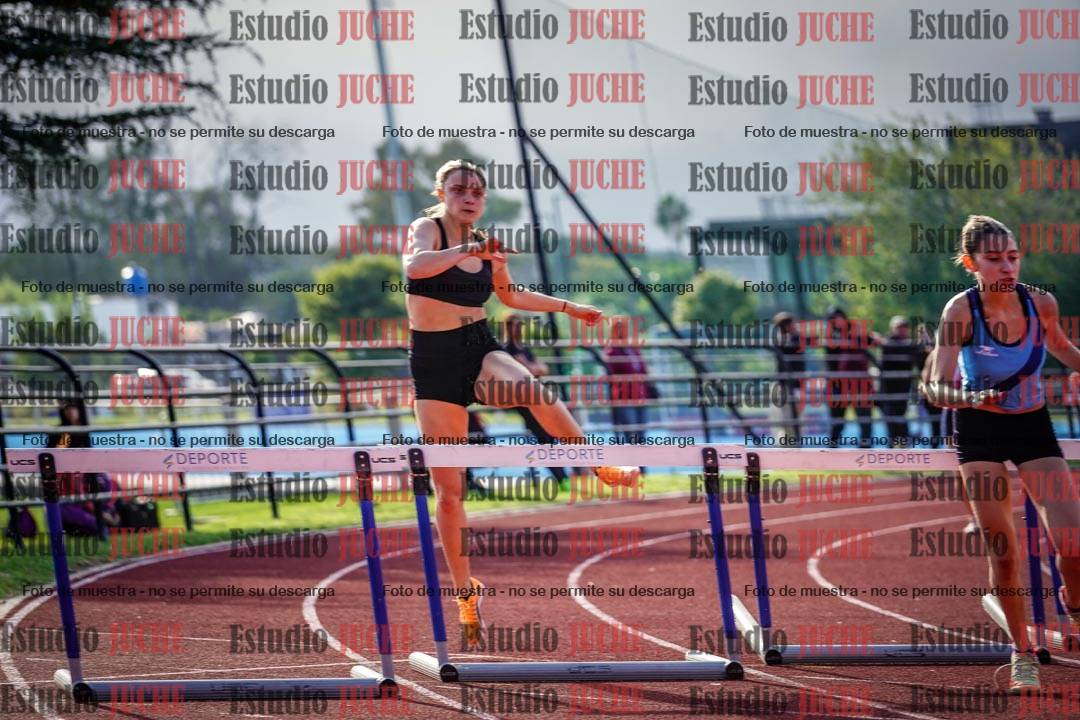 Fotos de los 400 m con vallas de mujeres