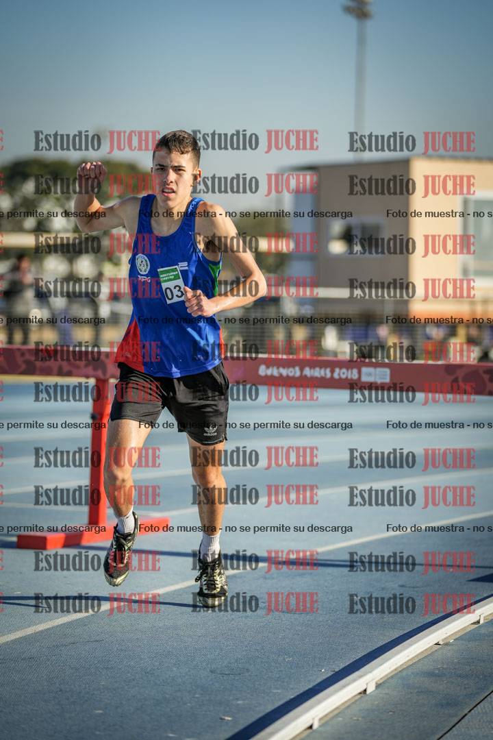 Fotos de los 2000 m con obstáculos de varones