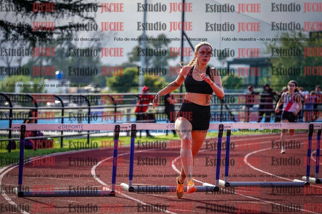 Fotos de los 400 m con vallas de mujeres