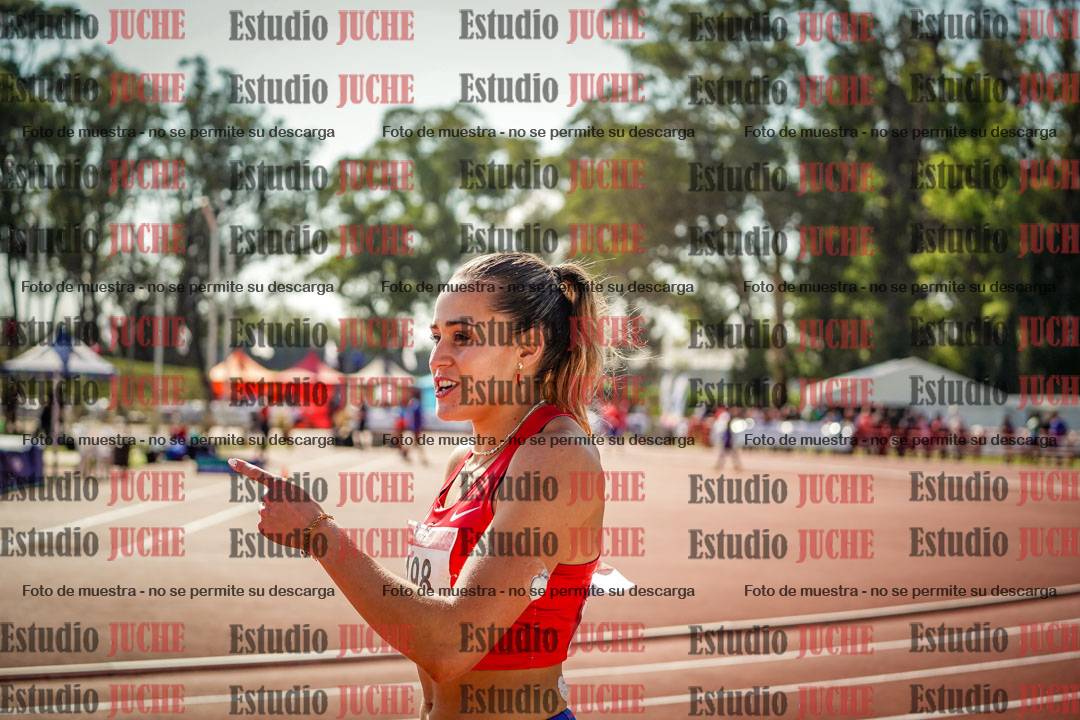 Fotos de algunos extras y podios del día 1