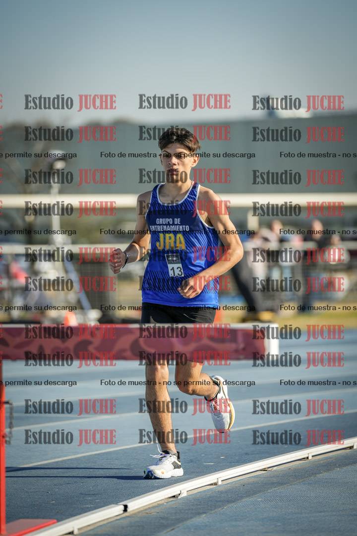 Fotos de los 2000 m con obstáculos de varones
