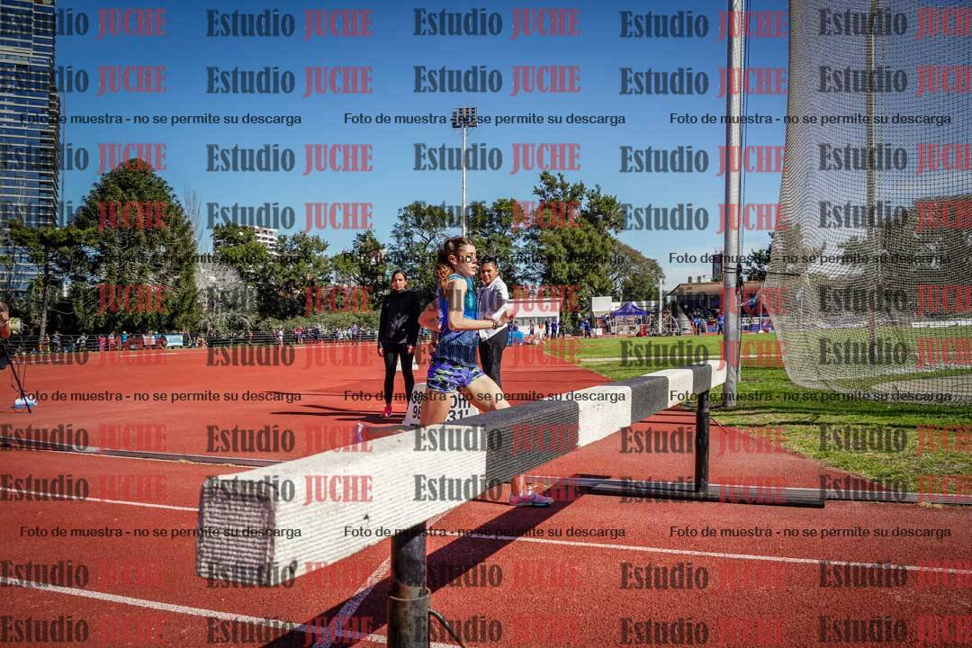 Fotos de los 1500 m con obstáculos de mujeres