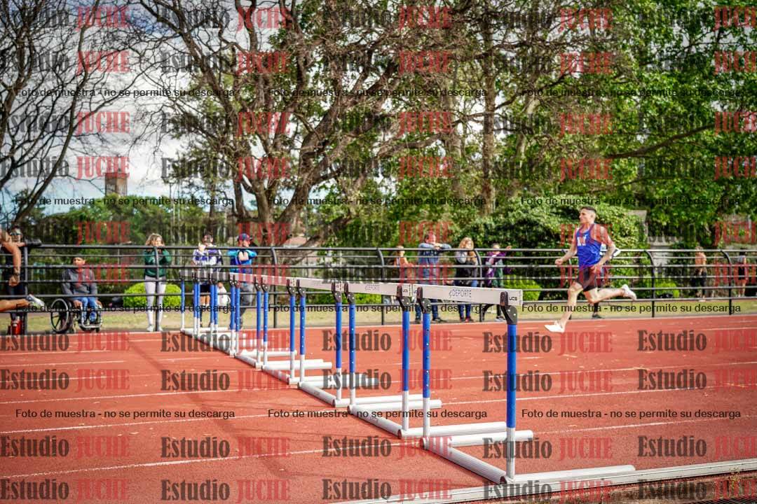 Fotos de los 400 m con vallas de varones