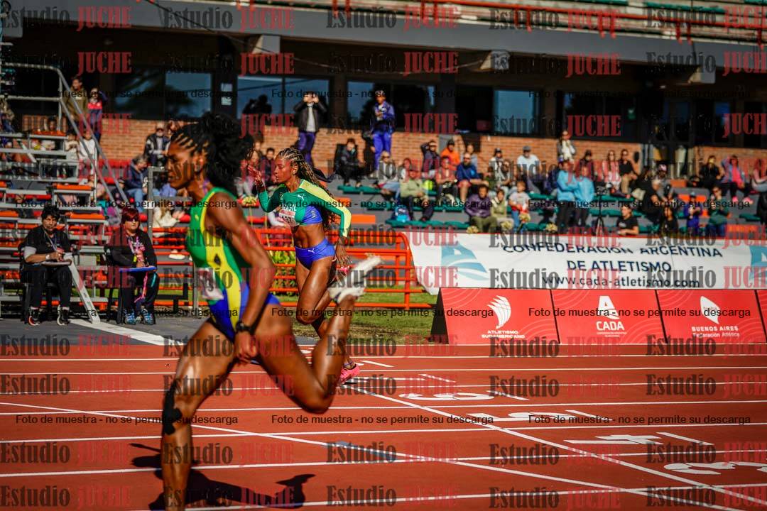 Fotos de los 100 m con vallas de mujeres - hepta 1