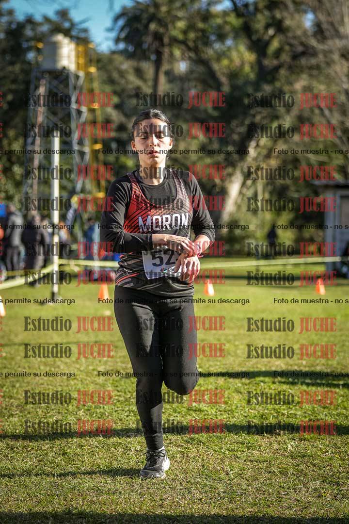 Fotos de la llegada del cross de 4000 m - mujeres