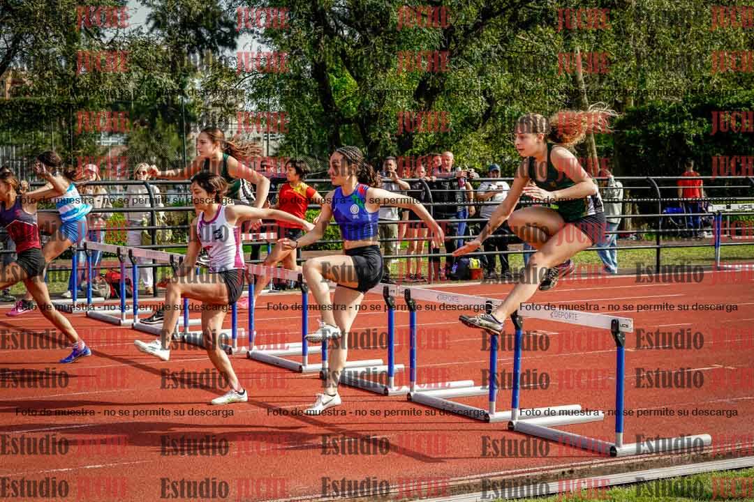 Fotos de los 80 m con vallas de mujeres - hexatlón 1