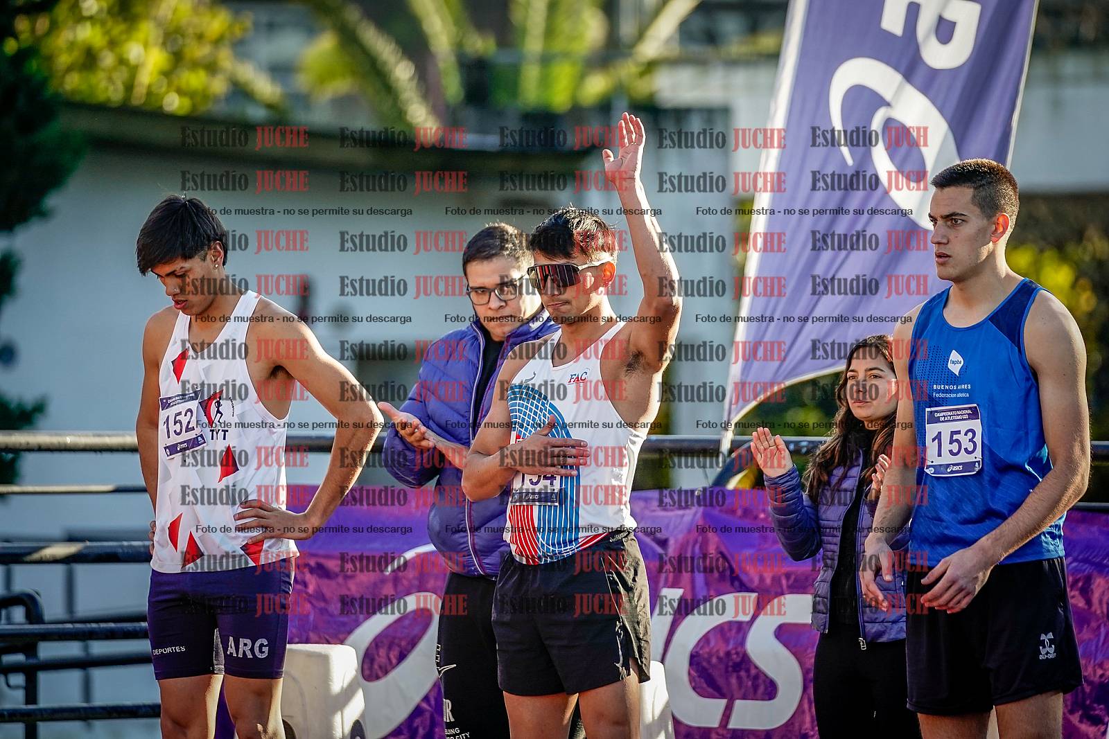 Fotos de los 110 m con vallas de varones - decatlón 6