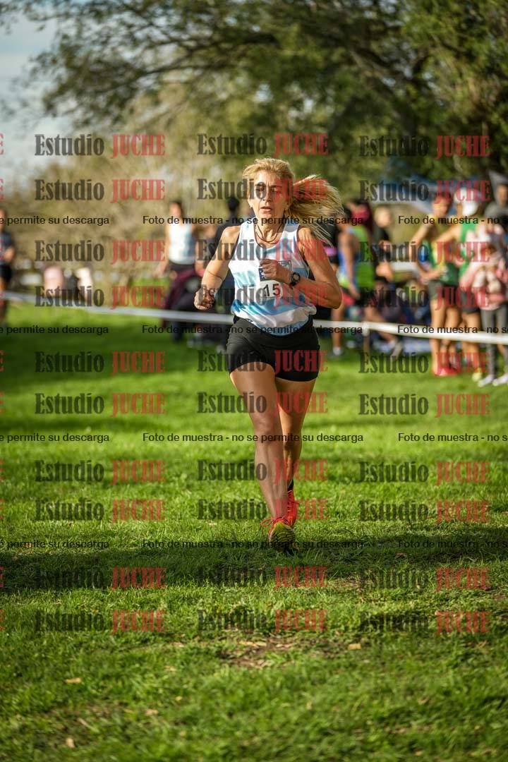 Fotos de la llegada del cross de 4000 m - mujeres