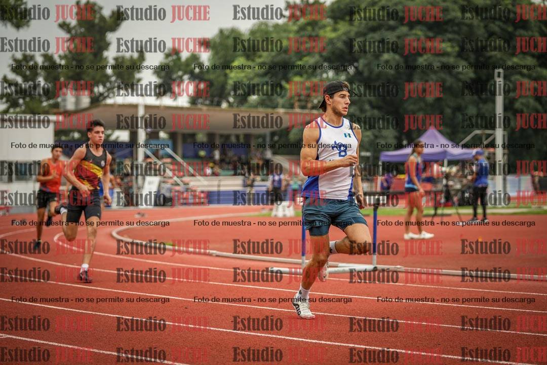 Fotos de los 400 m con vallas de varones