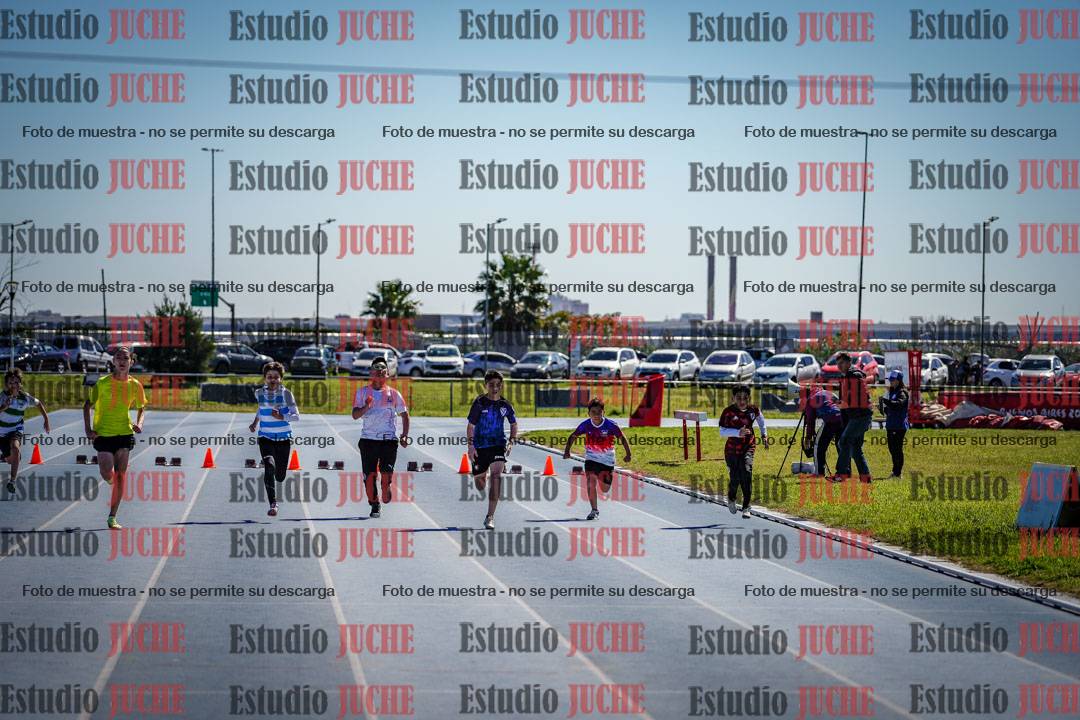 Fotos de los 50 m llanos de varones