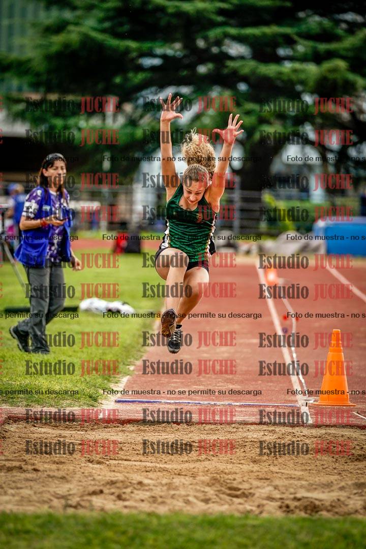 Fotos del salto en largo de mujeres - hexatlón 4