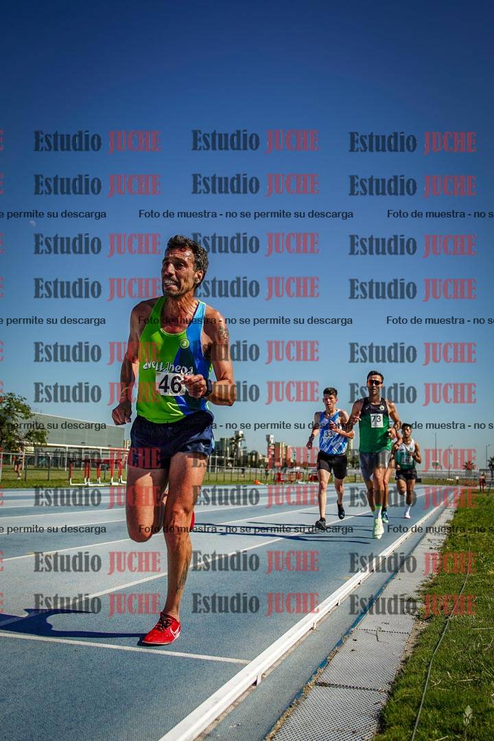 Fotos de los 5000 m de mujeres y varones - serie 1