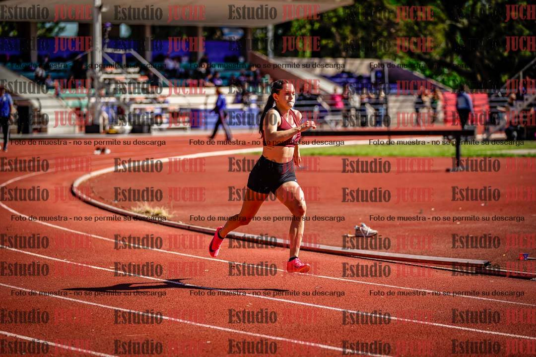 Fotos de los 400 m con vallas de mujeres