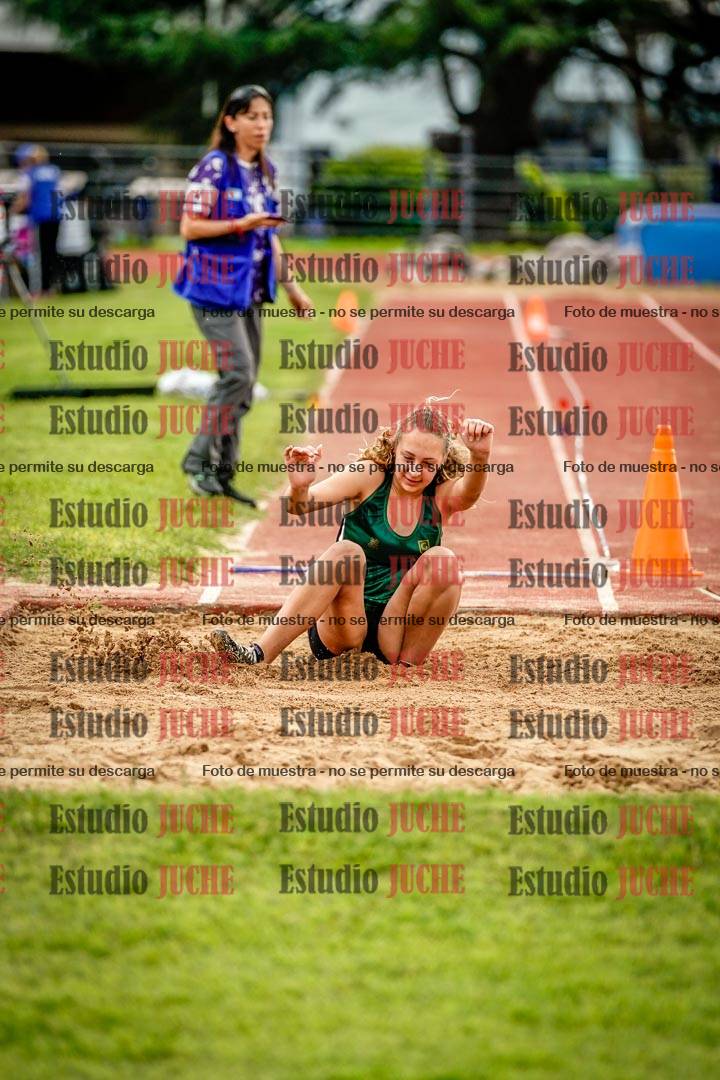 Fotos del salto en largo de mujeres - hexatlón 4