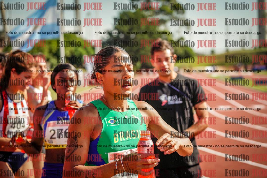 Fotos de algunos extras y podios del día 1