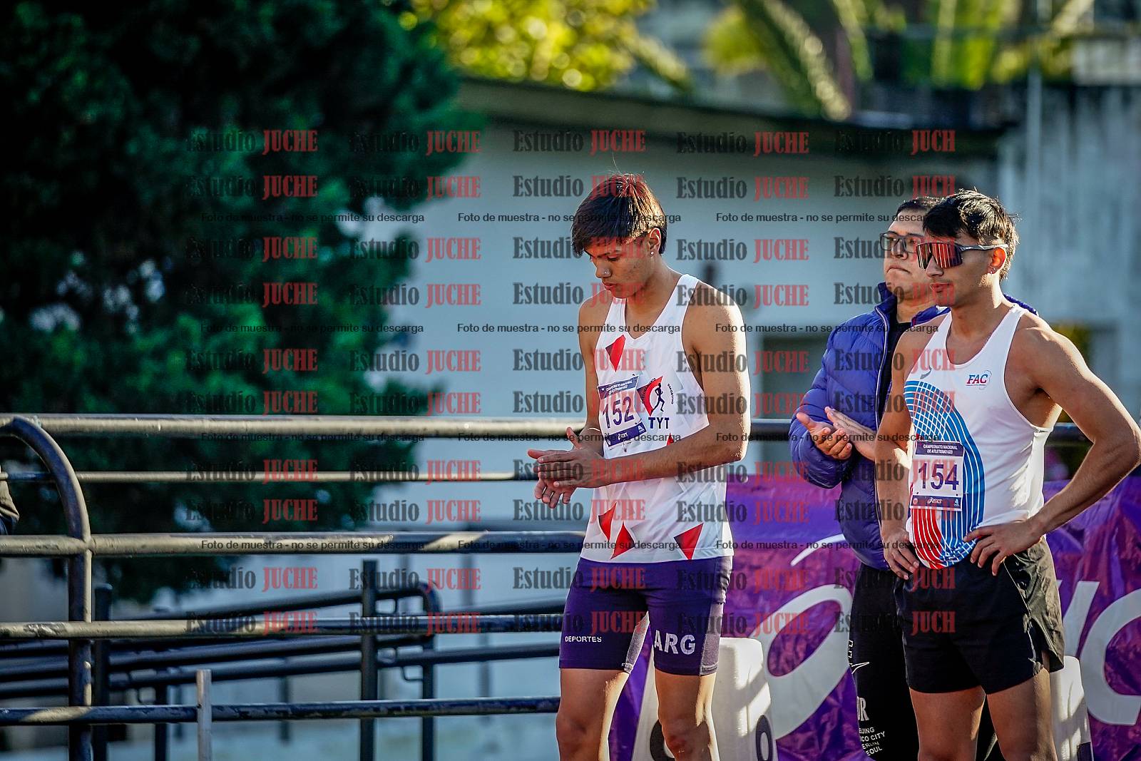 Fotos de los 110 m con vallas de varones - decatlón 6