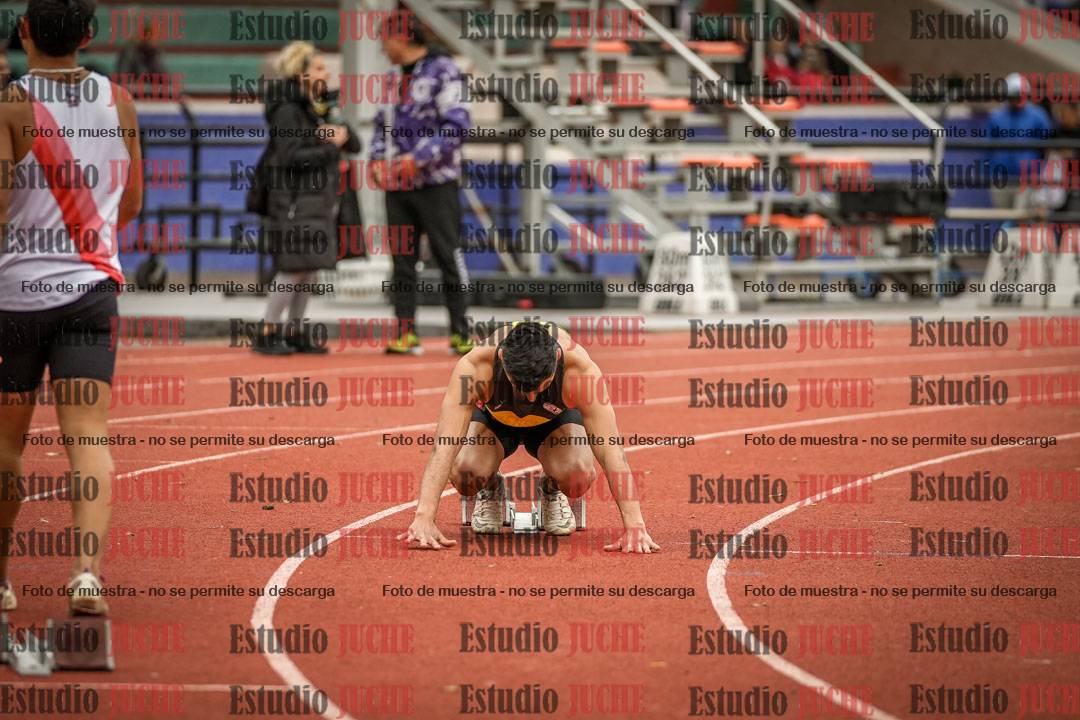 Fotos de los 400 m con vallas de varones