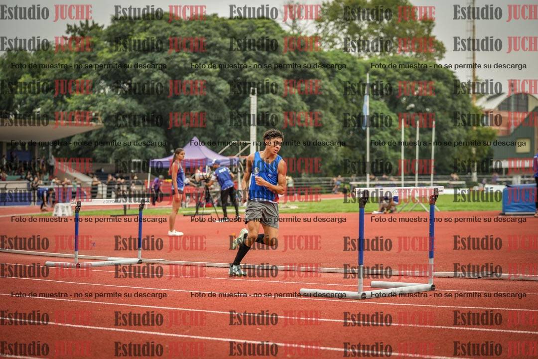 Fotos de los 400 m con vallas de varones