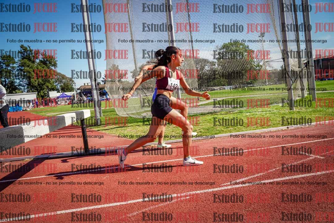 Fotos de los 1500 m con obstáculos de mujeres
