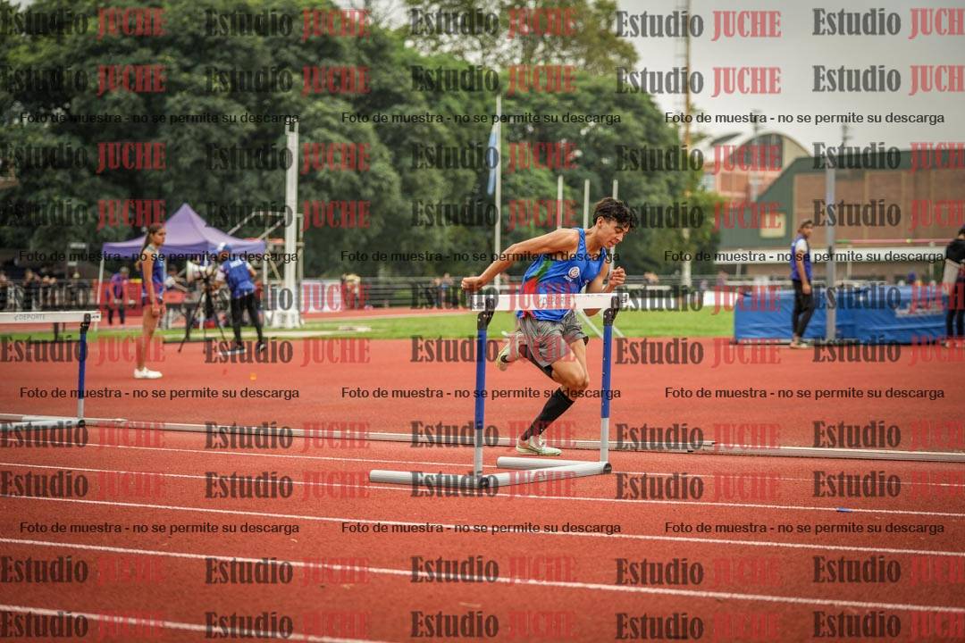Fotos de los 400 m con vallas de varones