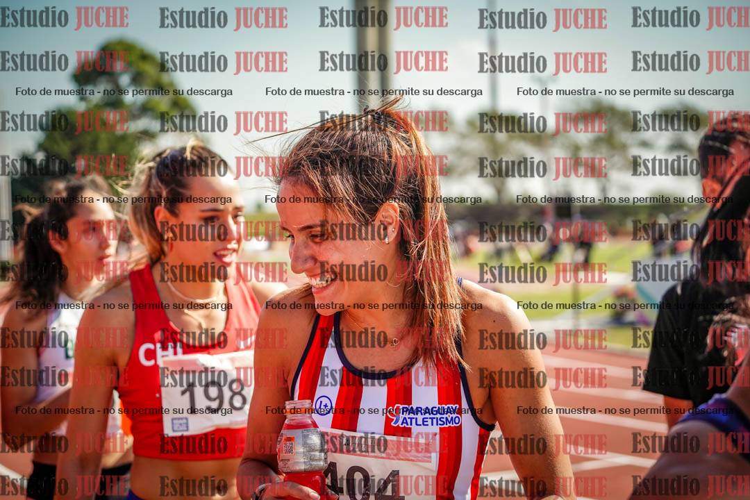 Fotos de algunos extras y podios del día 1