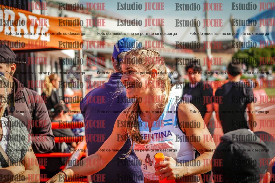 Fotos de algunos extras y podios del día 1
